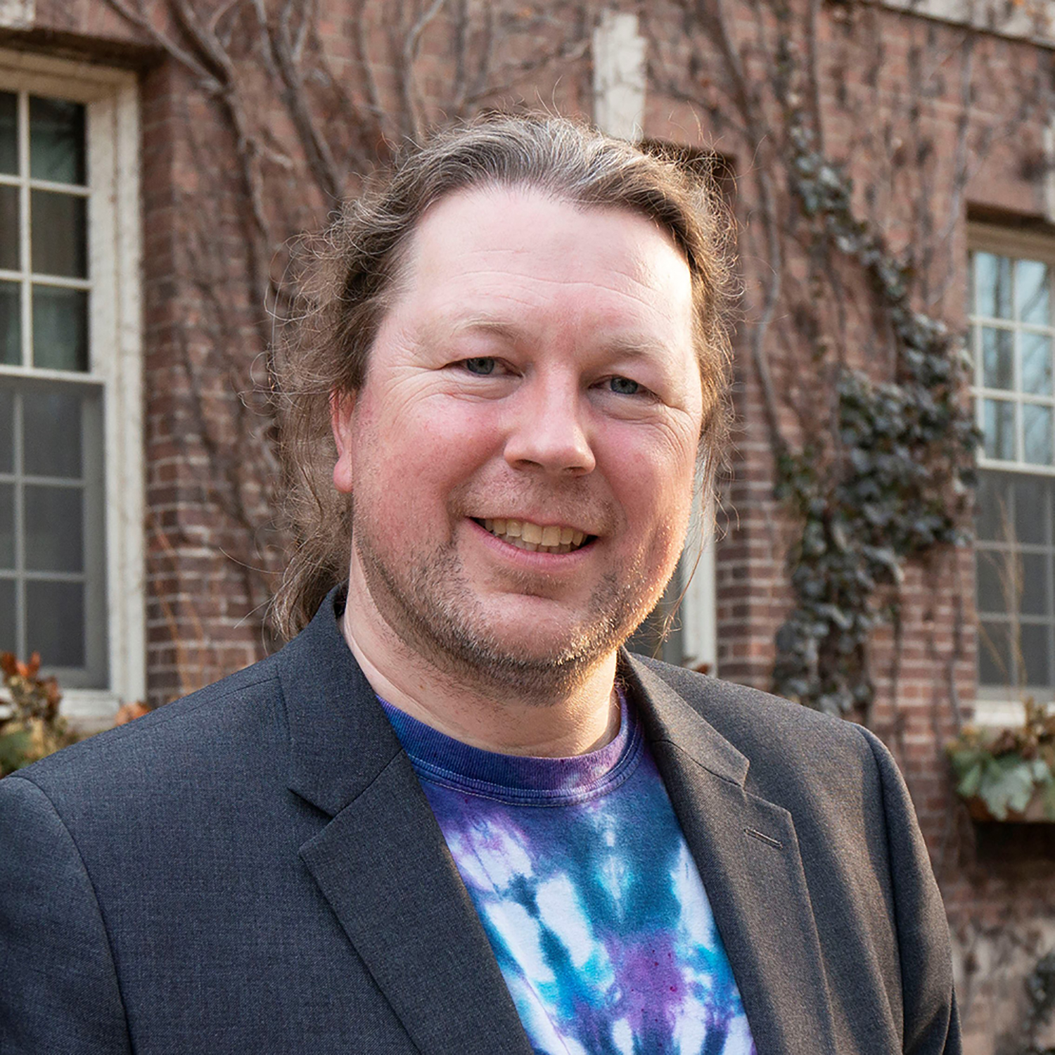 head shot of Dr. Steve Easterbrook